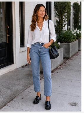 Everlane O-S Boyfriend Straight Light Blue Denim Jeans size 27.